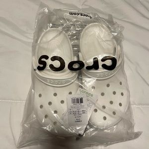 BNWT-Unisex Crocs